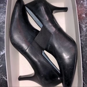Rockport Black Leather Heels